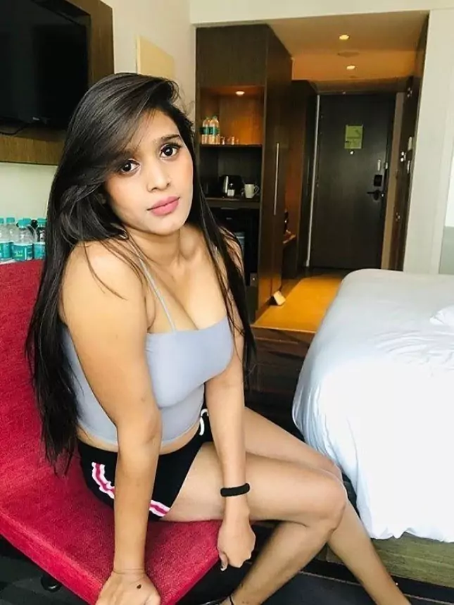 कॉल गर्ल्स सर्विस शमातोर